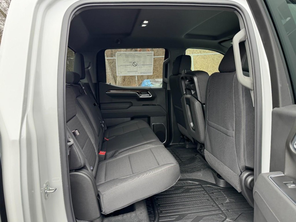 GMC Sierra 1500 Vehicle Image 05