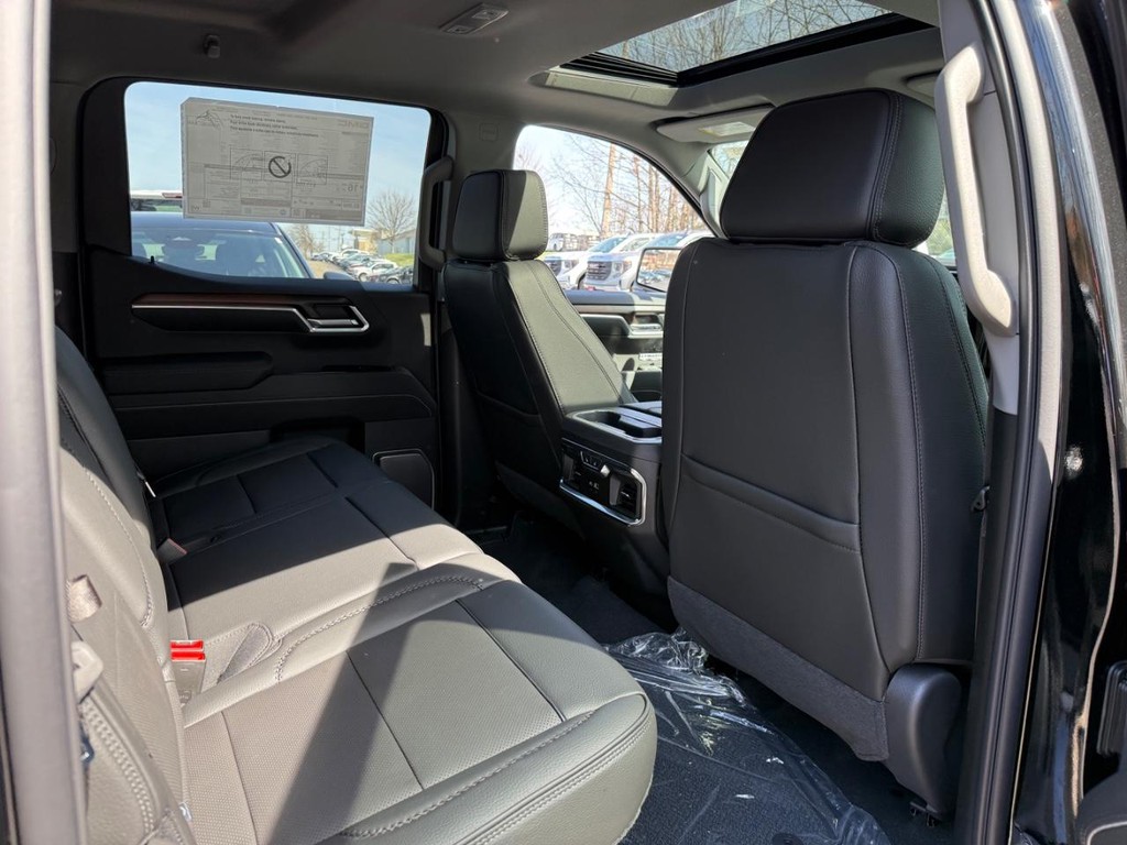 GMC Sierra 1500 Vehicle Image 05