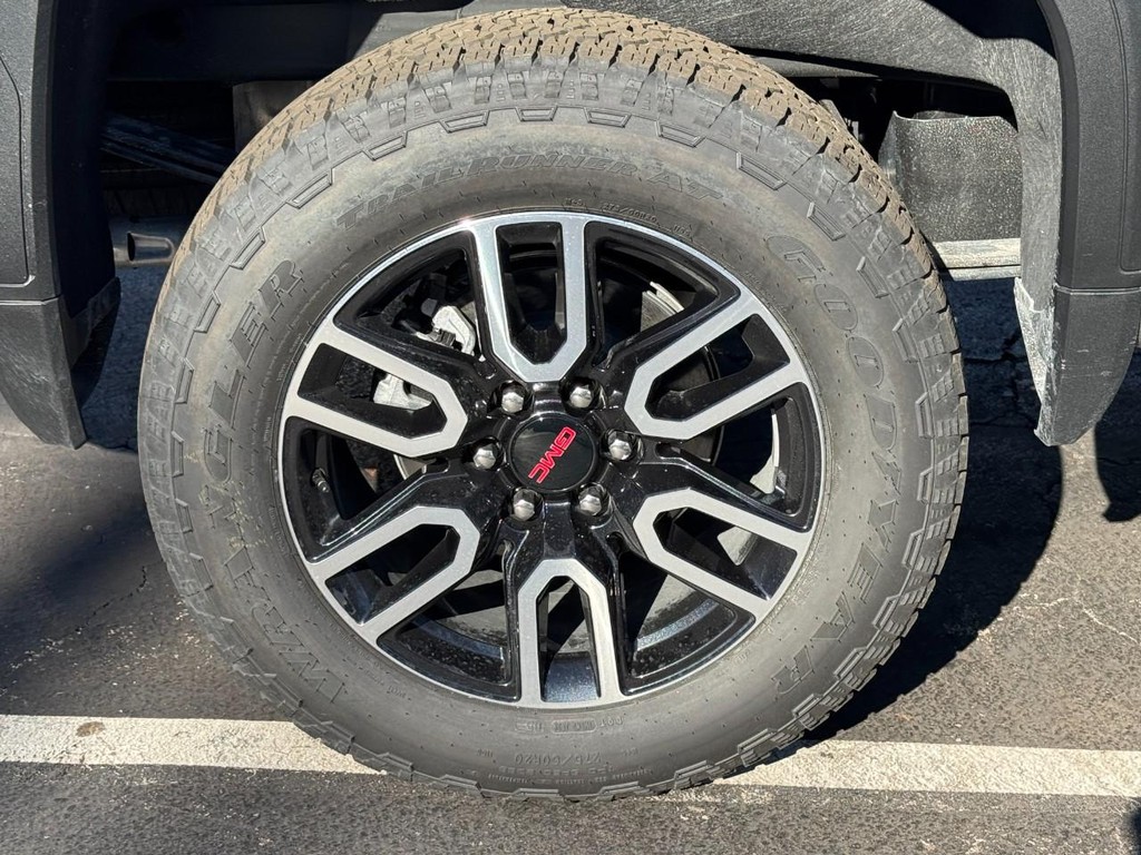 GMC Sierra 1500 Vehicle Image 04