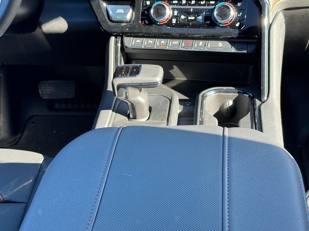 GMC Sierra 1500 Vehicle Image 09