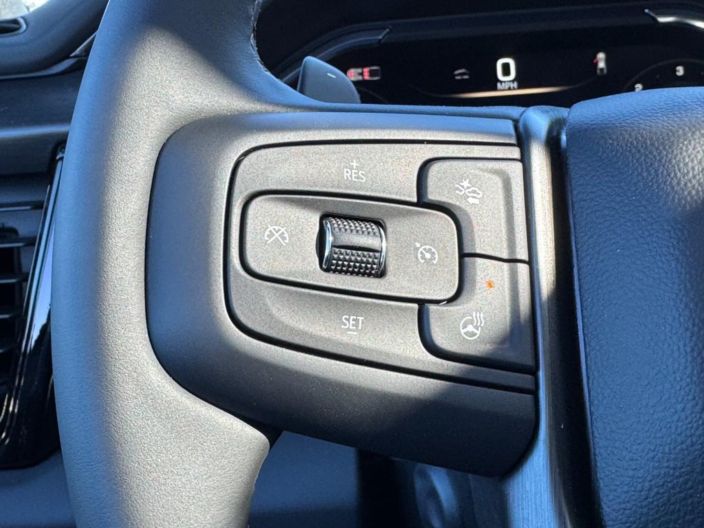 GMC Sierra 1500 Vehicle Image 11