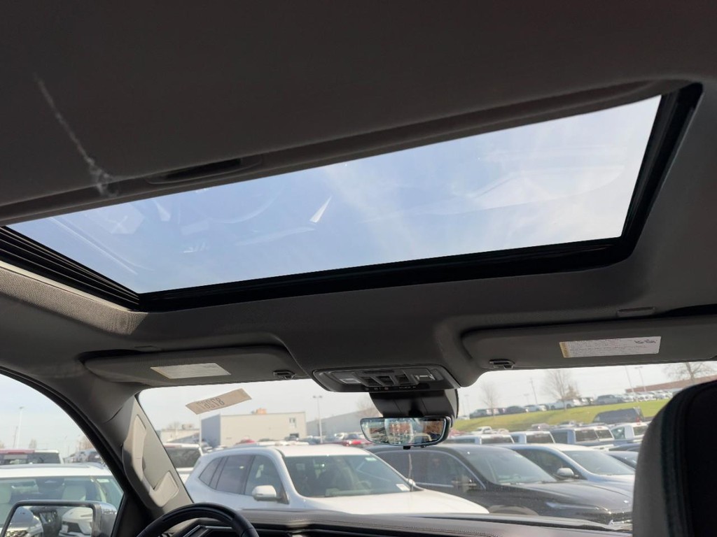 GMC Sierra 1500 Vehicle Image 06