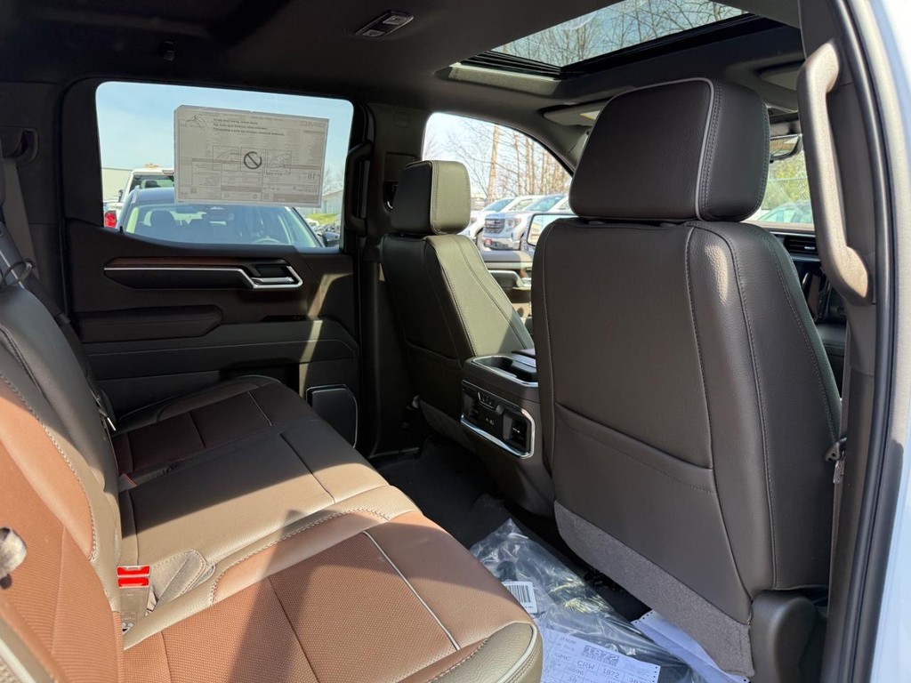 GMC Sierra 1500 Vehicle Image 05