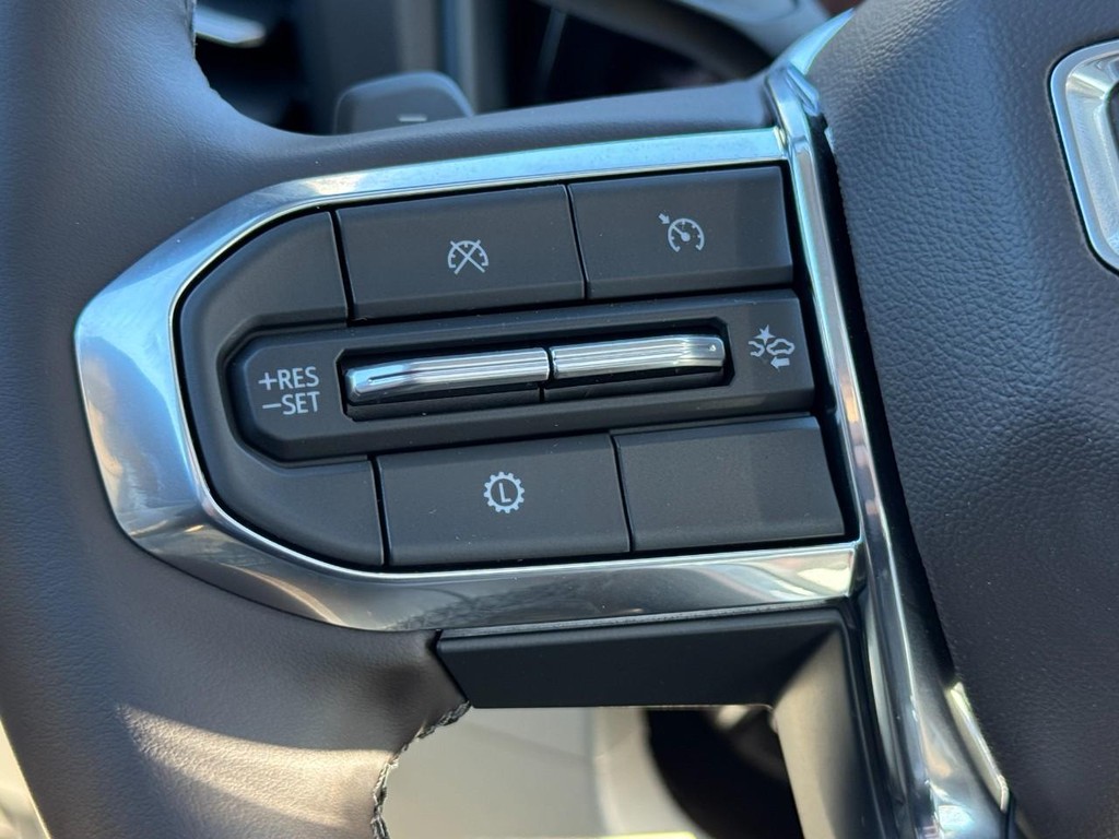 GMC Terrain Vehicle Image 11