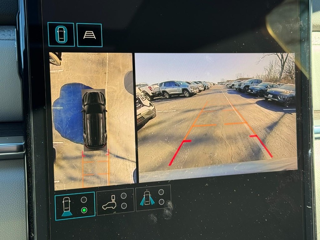 GMC Terrain Vehicle Image 14