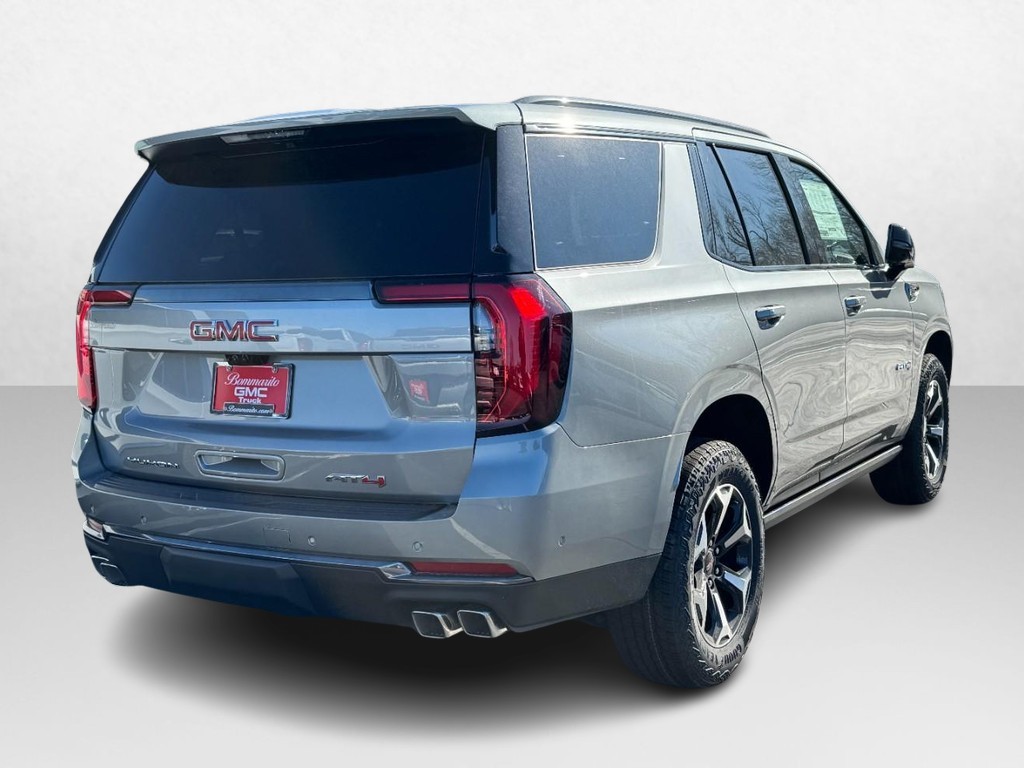 GMC Yukon Vehicle Image 03