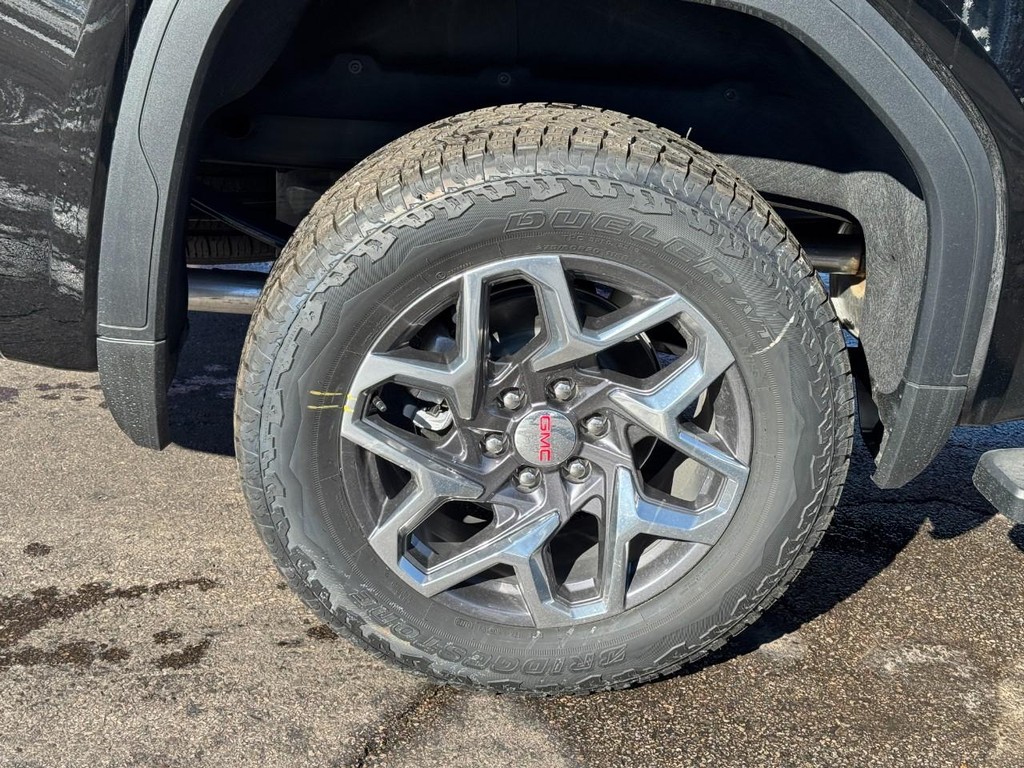 GMC Sierra 1500 Vehicle Image 04