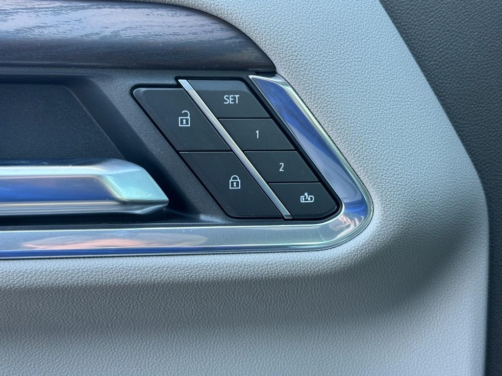 GMC Sierra 1500 Vehicle Image 10