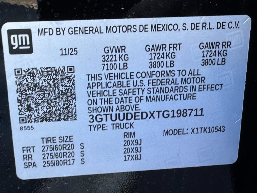 GMC Sierra 1500 Vehicle Image 16