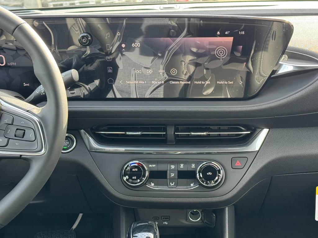 Buick Envista Vehicle Image 08