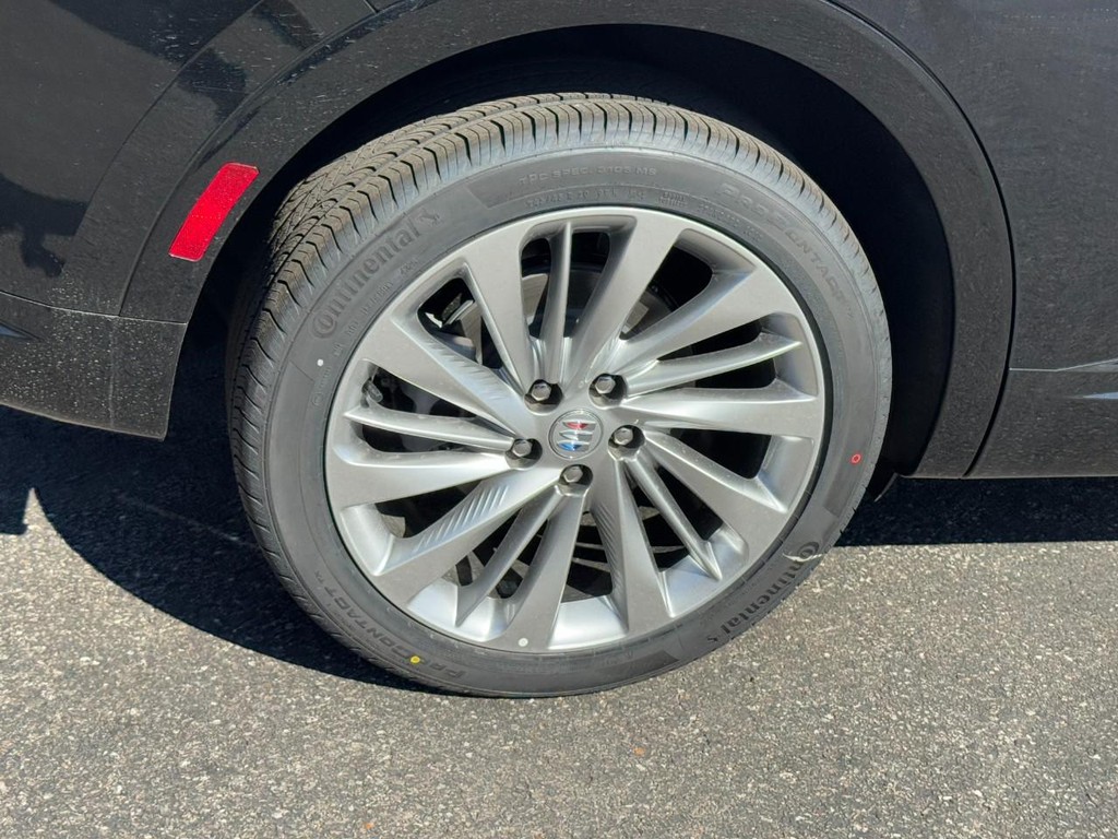 Buick Envision Vehicle Image 04