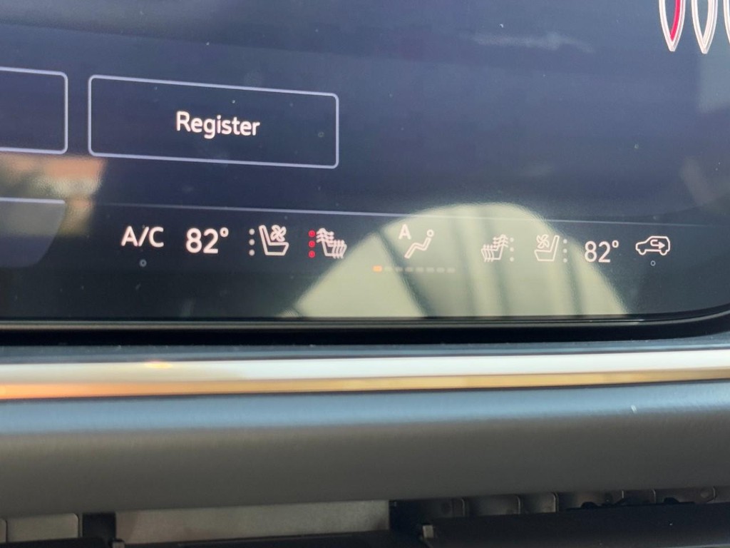 Buick Envision Vehicle Image 13