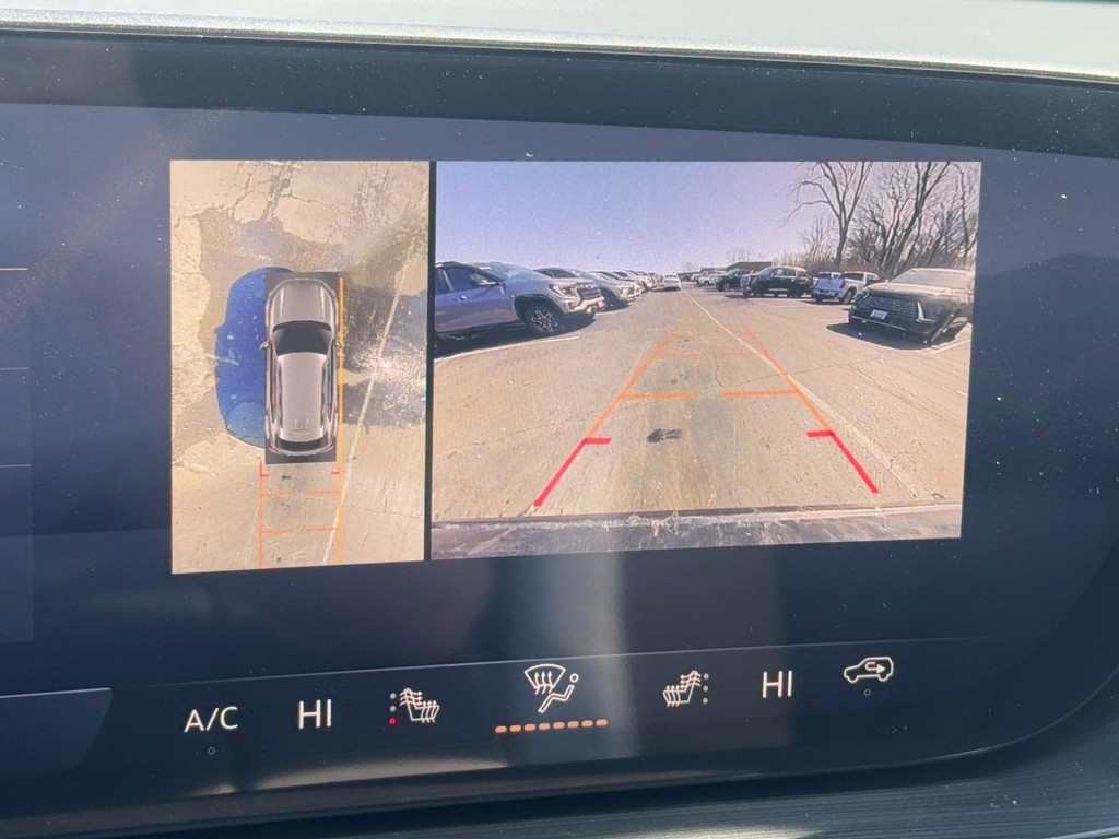 Buick Envision Vehicle Image 14