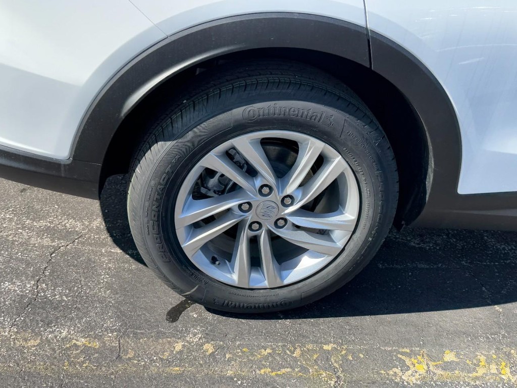 Buick Envista Vehicle Image 04