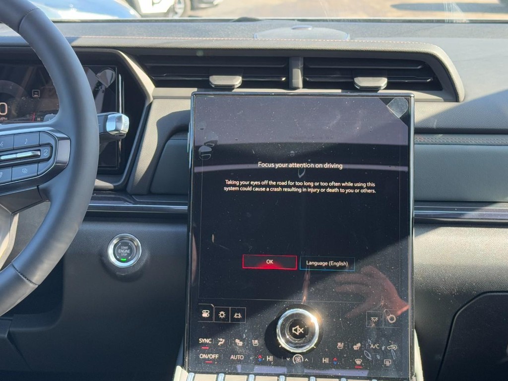 GMC Terrain Vehicle Image 08