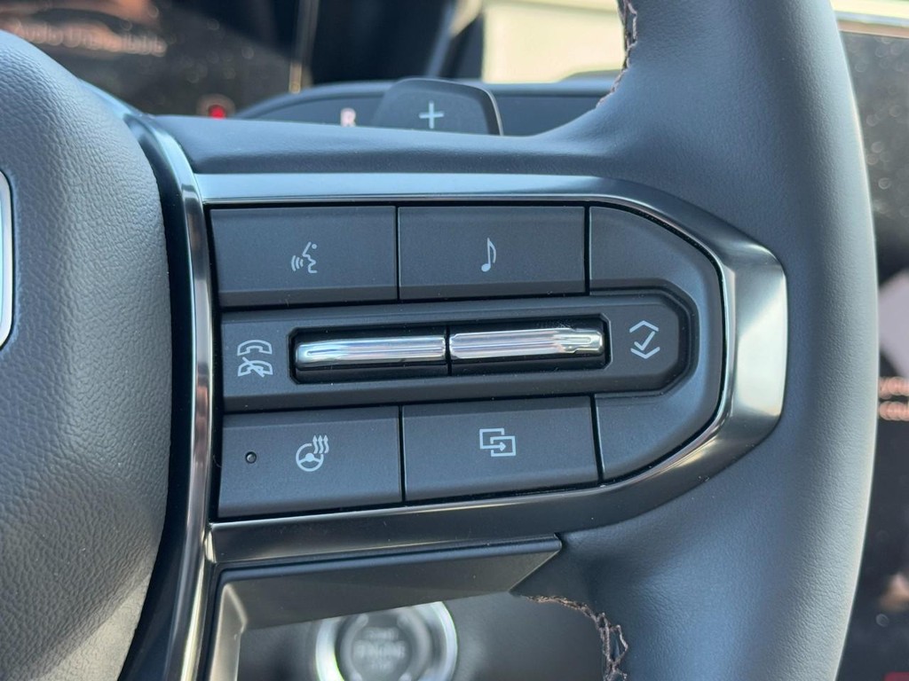 GMC Terrain Vehicle Image 12