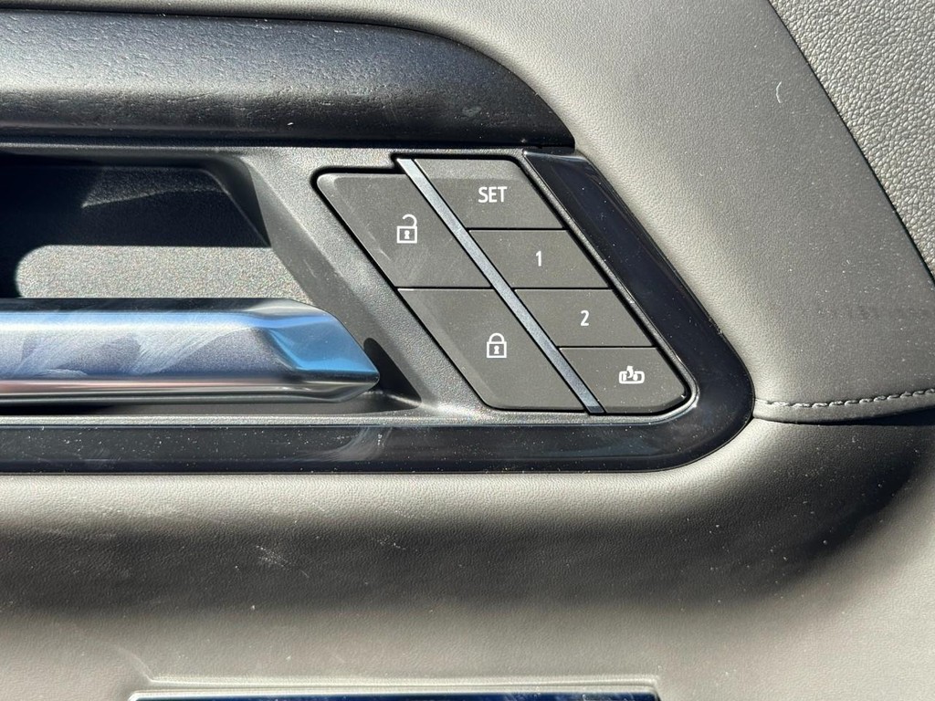 GMC Sierra 1500 Vehicle Image 10