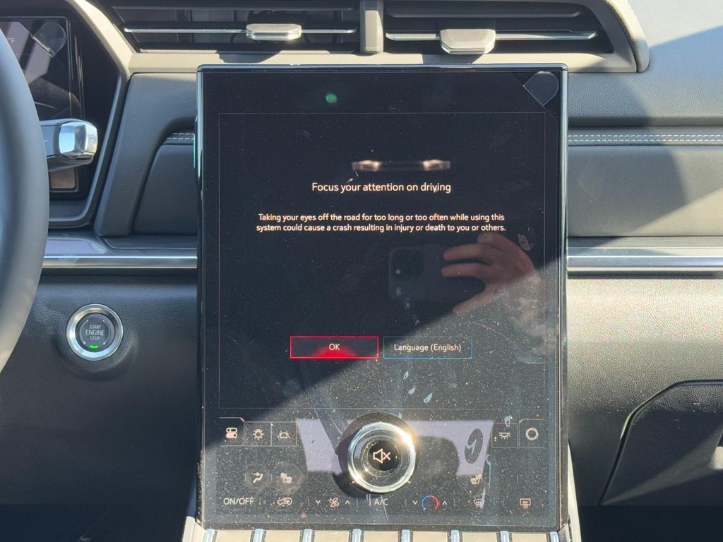 GMC Terrain Vehicle Image 08