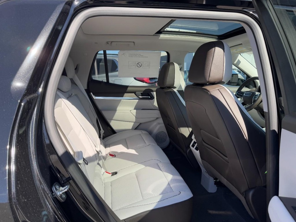 GMC Terrain Vehicle Image 05