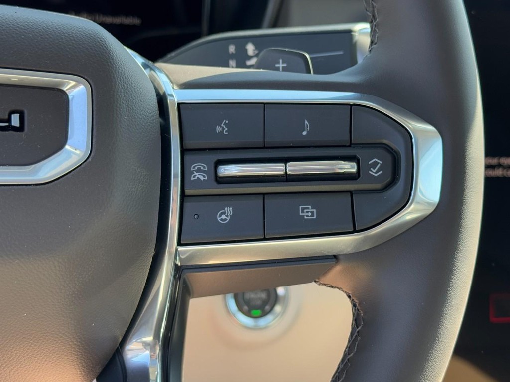 GMC Terrain Vehicle Image 12