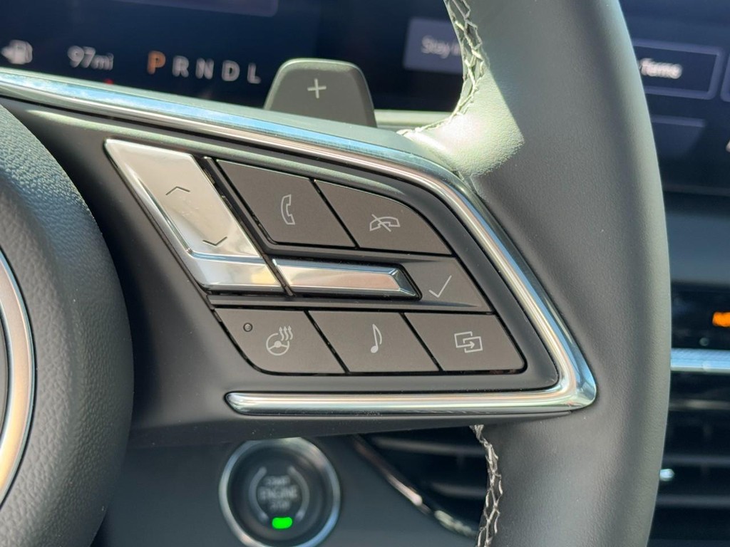 Buick Enclave Vehicle Image 13