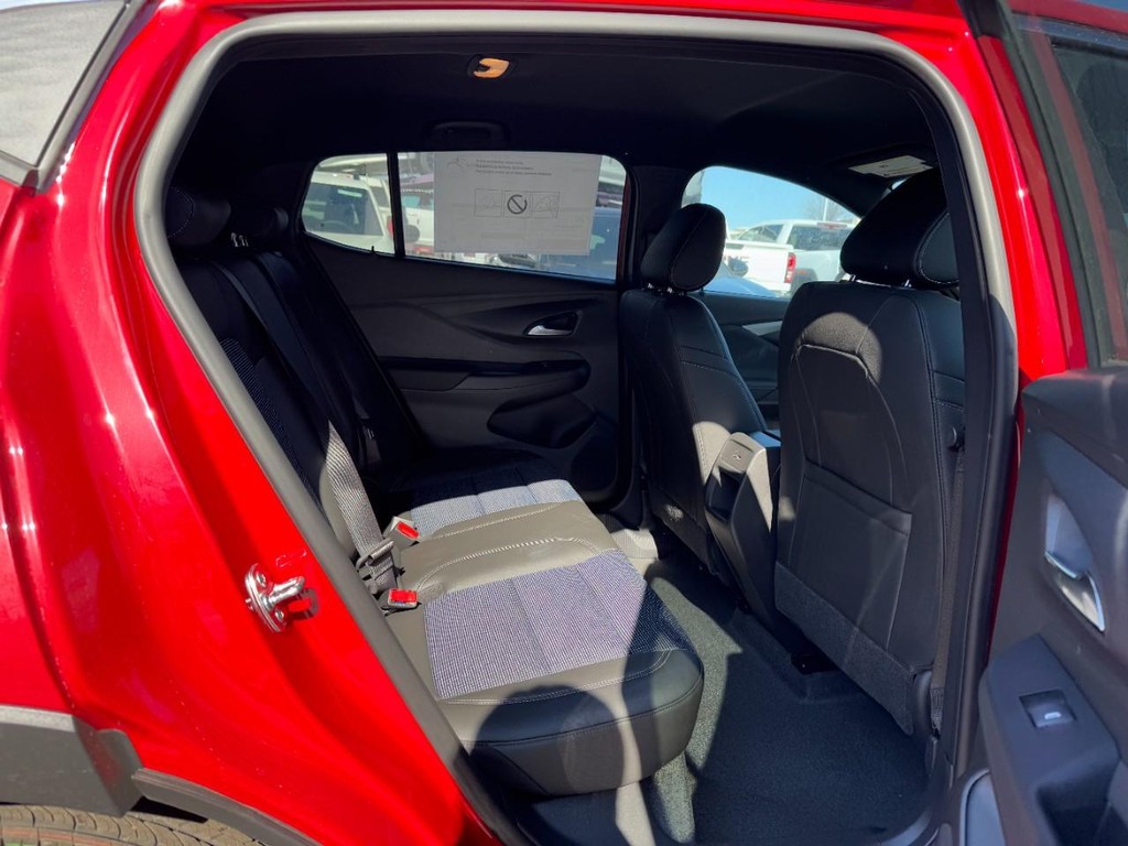 Buick Envista Vehicle Image 05