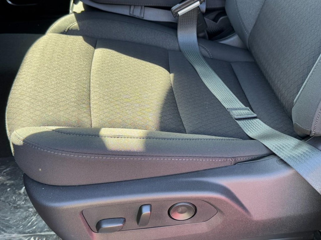 GMC Sierra 1500 Vehicle Image 14