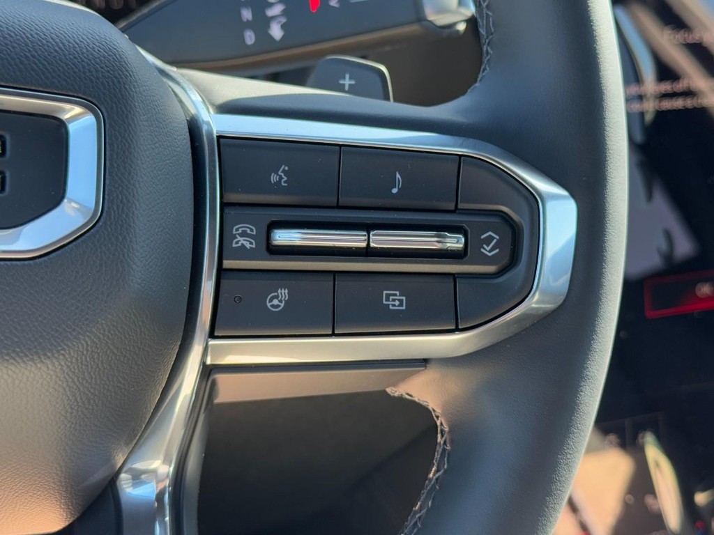 GMC Terrain Vehicle Image 11