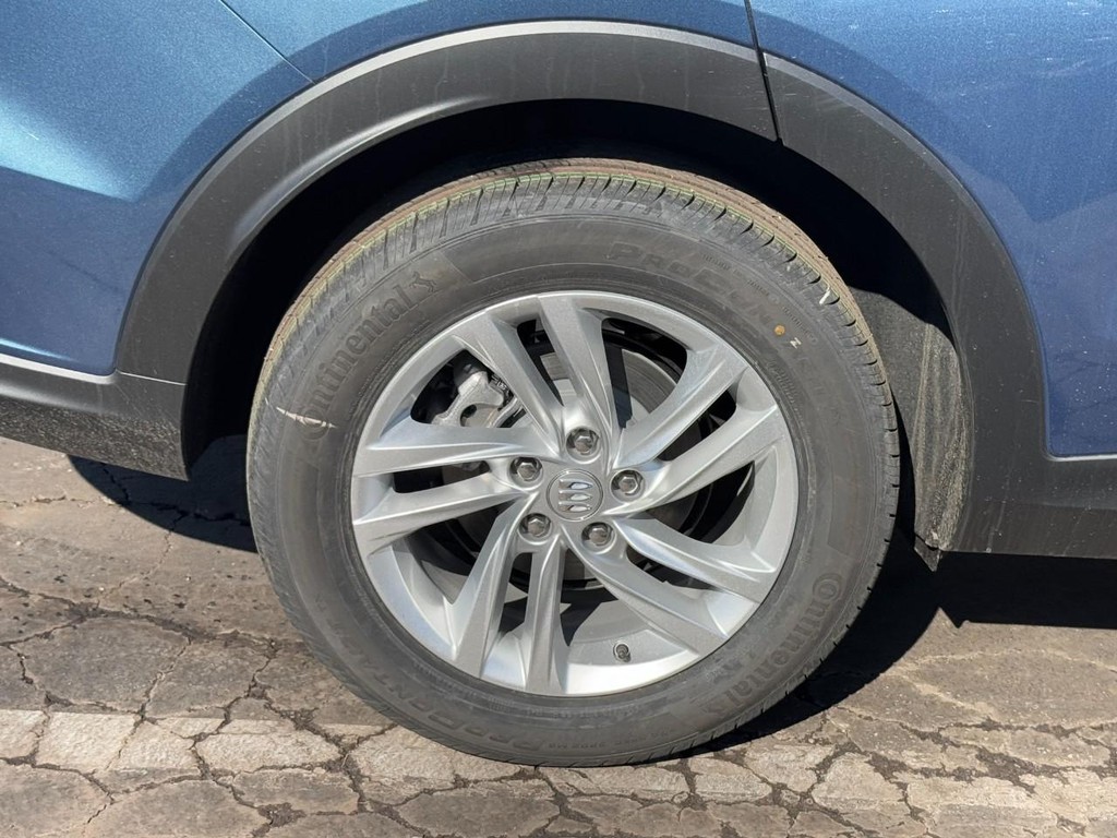 Buick Envista Vehicle Image 04