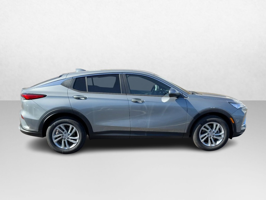 Buick Envista Vehicle Image 02