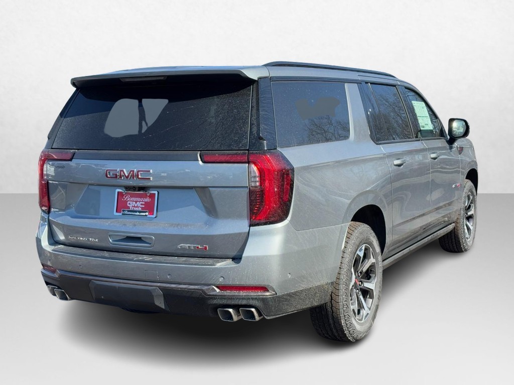 GMC Yukon XL Vehicle Image 03