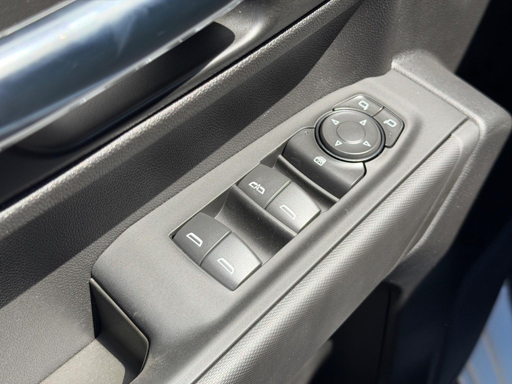 GMC Sierra 1500 Vehicle Image 09