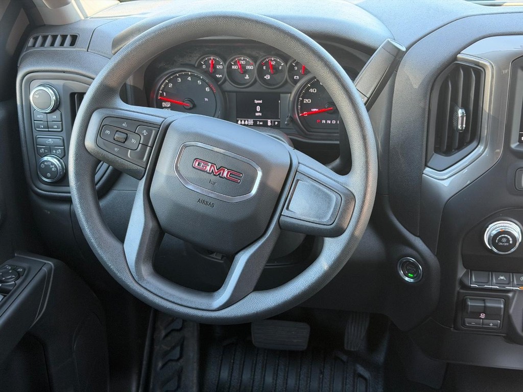 GMC Sierra 1500 Vehicle Image 08