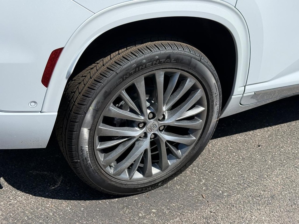 Buick Enclave Vehicle Image 04