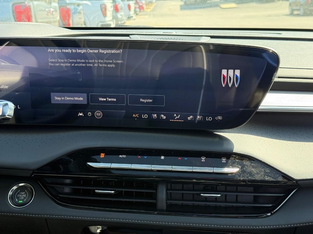 Buick Enclave Vehicle Image 10