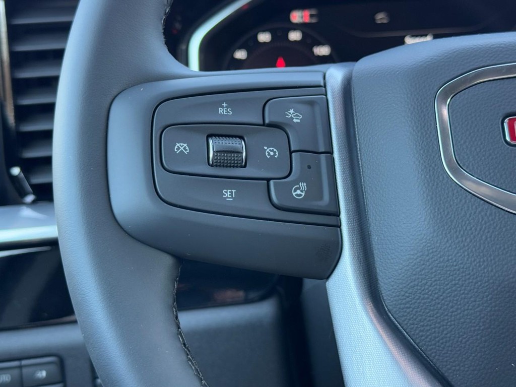 GMC Sierra 1500 Vehicle Image 10