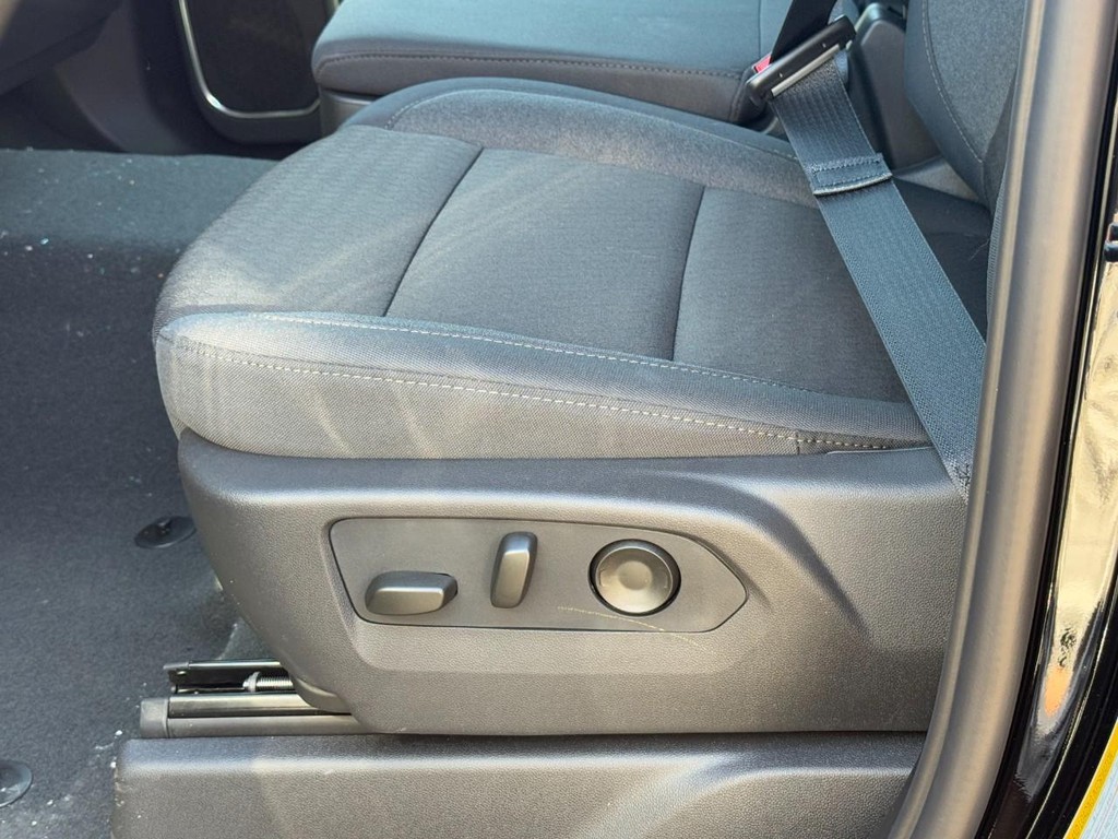 GMC Sierra 1500 Vehicle Image 14