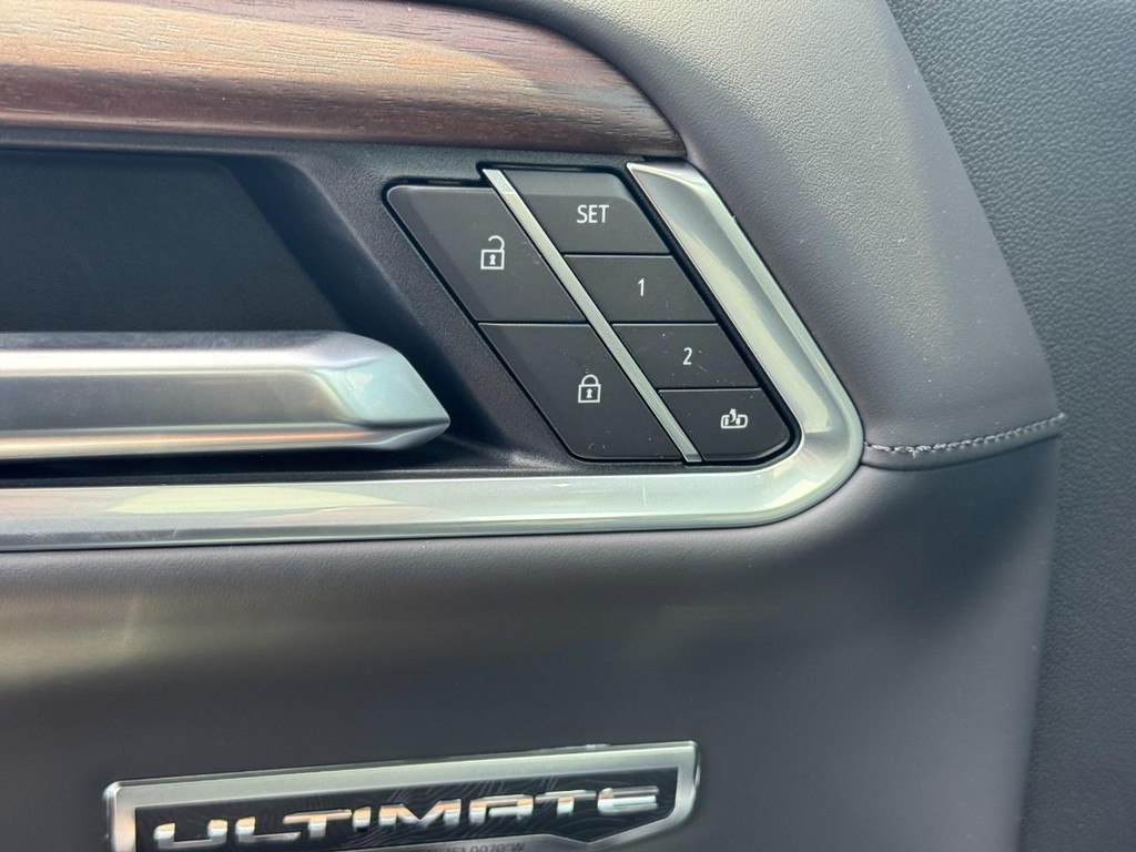 GMC Sierra 1500 Vehicle Image 10