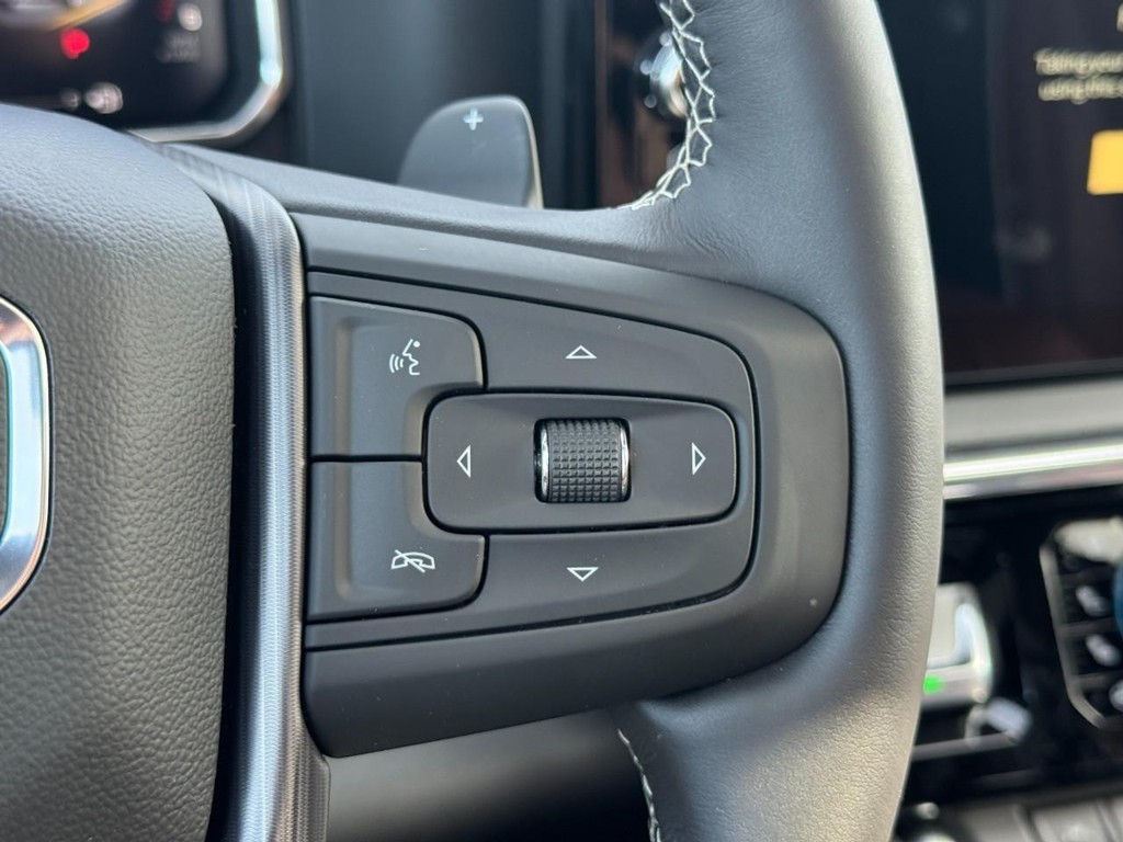 GMC Sierra 1500 Vehicle Image 12