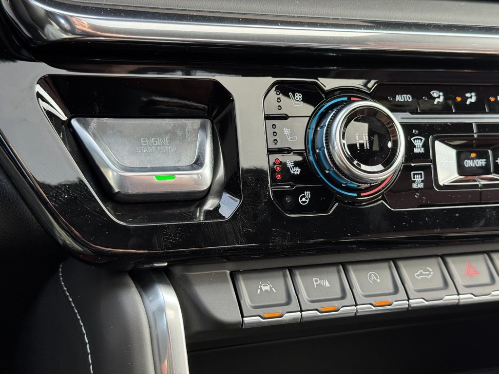 GMC Sierra 1500 Vehicle Image 13