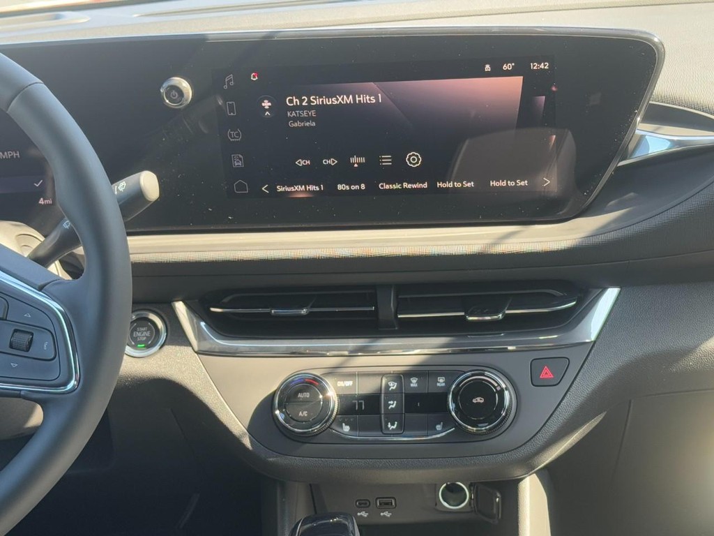 Buick Envista Vehicle Image 08