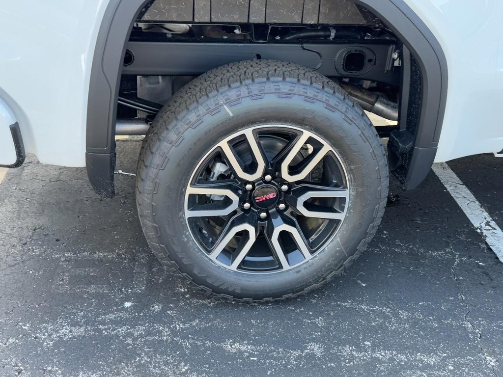 GMC Sierra 1500 Vehicle Image 04