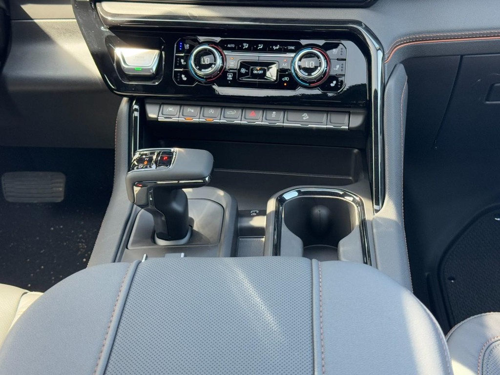 GMC Sierra 1500 Vehicle Image 09