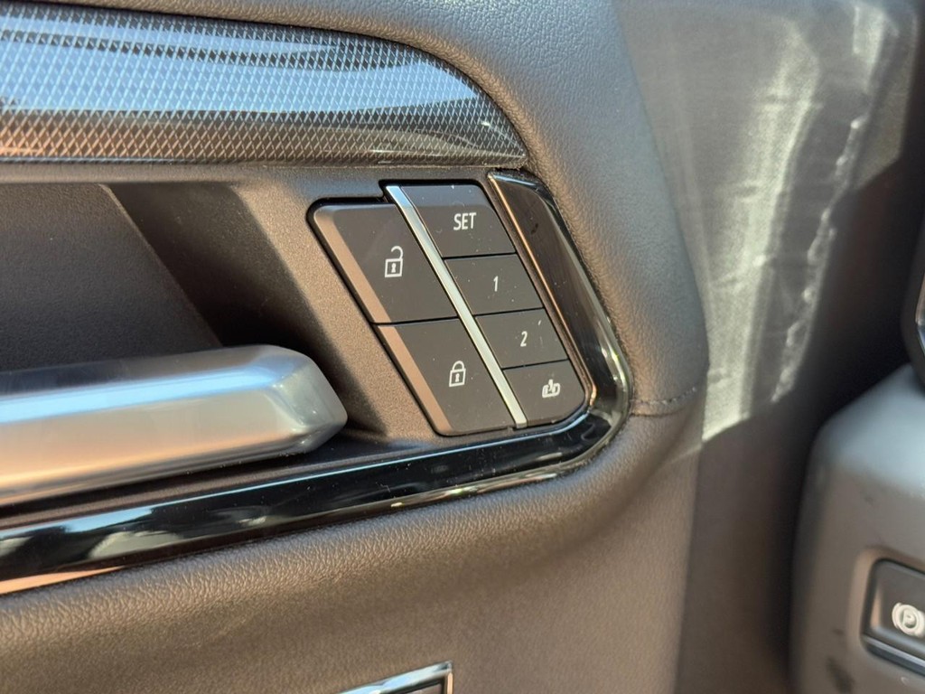 GMC Sierra 1500 Vehicle Image 10