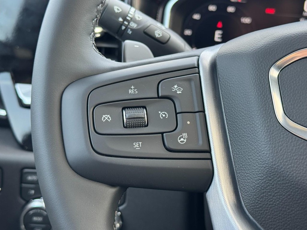 GMC Sierra 1500 Vehicle Image 10