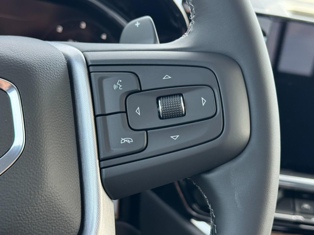 GMC Sierra 1500 Vehicle Image 11