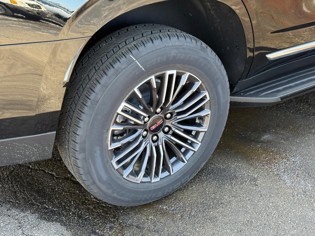 GMC Yukon Vehicle Image 04