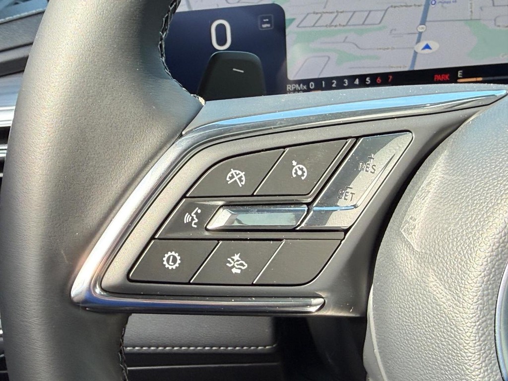 Buick Enclave Vehicle Image 13