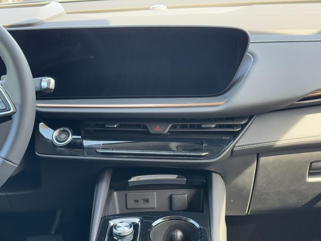 Buick Envision Vehicle Image 08