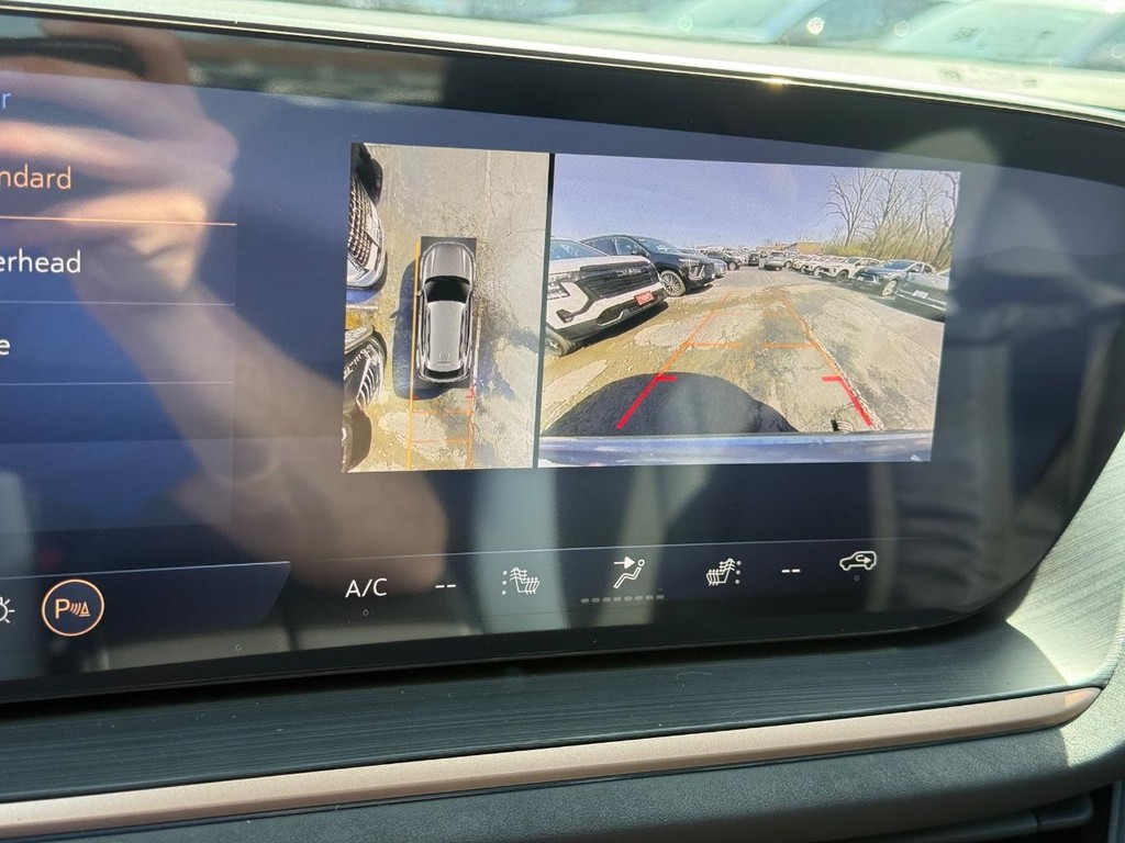 Buick Envision Vehicle Image 15